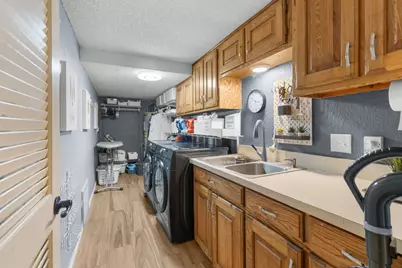 2910 Lakeshore Court, Arlington, TX 76013 - Photo 29