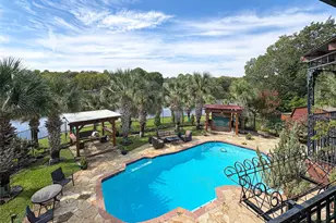2910 Lakeshore Ct, Arlington, TX 76013 - Photo 9