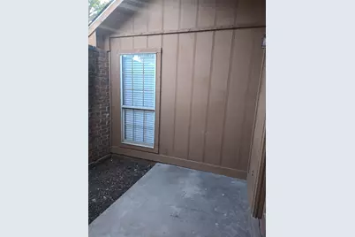 108 Tara Circle, Lancaster, TX 75146 - Photo 11