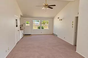 3609 Glacier Ln, Garland, TX 75042 - Photo 3