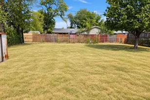 3609 Glacier Ln, Garland, TX 75042 - Photo 17