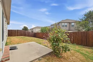 5401 Stone Meadow Ln, Fort Worth, TX 76179 - Photo 11