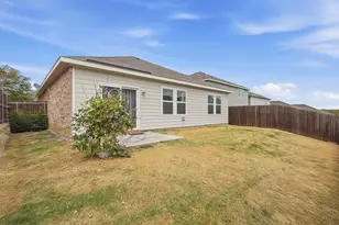 5401 Stone Meadow Ln, Fort Worth, TX 76179 - Photo 9