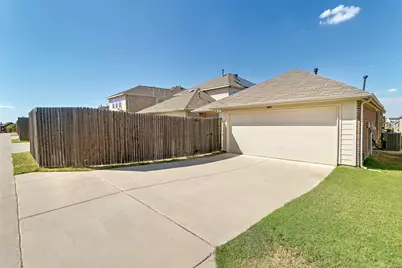 5809 Wake Robin Drive, Fort Worth, TX 76123 - Photo 25