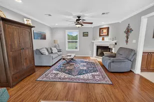 590 Bosque Ln, McGregor, TX 76657 - Photo 5