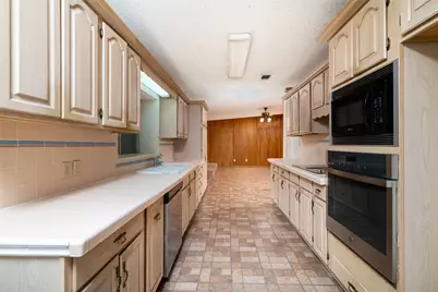 3804 Wharton Drive, Fort Worth, TX 76133 - Photo 17
