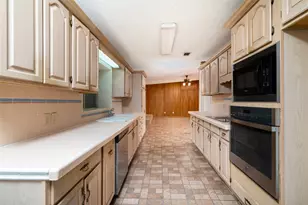 3804 Wharton Dr, Fort Worth, TX 76133 - Photo 17