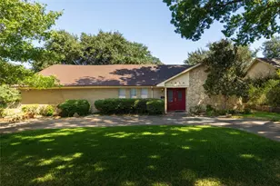 3804 Wharton Dr, Fort Worth, TX 76133 - Photo 3