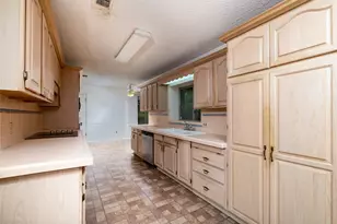 3804 Wharton Dr, Fort Worth, TX 76133 - Photo 15