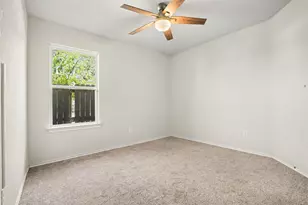 1634 E Missouri Ave, Dallas, TX 75216 - Photo 29
