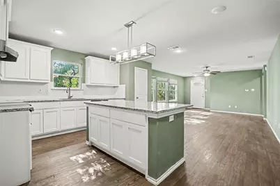 1634 E Missouri Avenue, Dallas, TX 75216 - Photo 13