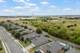 905 Heston Cir, Robinson, TX 76706 - Photo 33