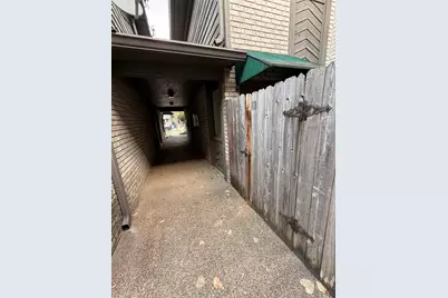 1915 S 10th Street, Waco, TX 76706 - Photo 23