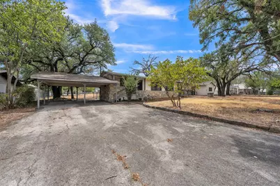 305 Walker Street, Glen Rose, TX 76043 - Photo 1