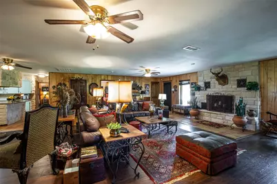 2043 Huddleston Road, Sunset, TX 76270 - Photo 11