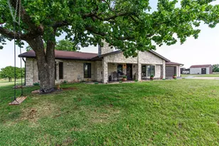 2043 Huddleston Rd, Sunset, TX 76270 - Photo 1