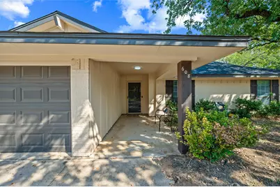 608 Ridgewood Circle, Hurst, TX 76054 - Photo 3