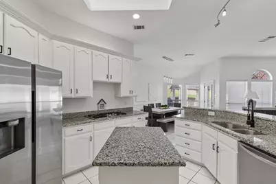 3115 Sandcastle Trail, Arlington, TX 76012 - Photo 7