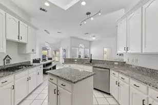 3115 Sandcastle Trail, Arlington, TX 76012 - Photo 9