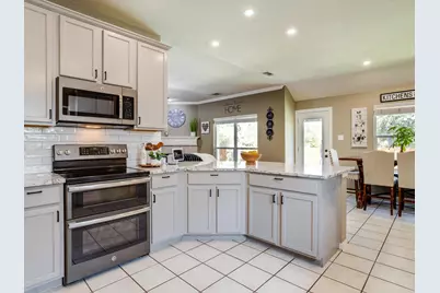 660 Chestnut Lane, Saginaw, TX 76179 - Photo 11