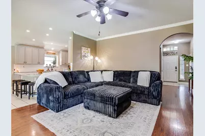 660 Chestnut Lane, Saginaw, TX 76179 - Photo 5