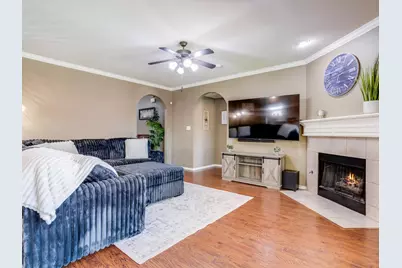 660 Chestnut Lane, Saginaw, TX 76179 - Photo 7