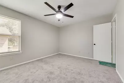 105 Wildwood Court, Grapevine, TX 76051 - Photo 25