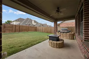 2723 Ponce De Leon, Grand Prairie, TX 75054 - Photo 29
