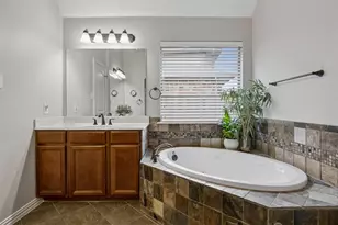 2723 Ponce De Leon, Grand Prairie, TX 75054 - Photo 21
