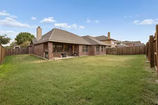 2723 Ponce De Leon, Grand Prairie, TX 75054 - Photo 31