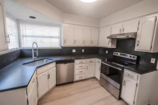 5439 Pershing Ave, Fort Worth, TX 76107 - Photo 9