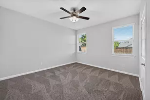 3920 Oak Crk Cir, Denison, TX 75020 - Photo 9
