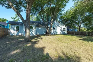 1106 N McKinney St, Ennis, TX 75119 - Photo 25