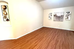 1513 Kingfisher Dr, Fort Worth, TX 76131 - Photo 3