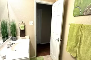1513 Kingfisher Dr, Fort Worth, TX 76131 - Photo 9