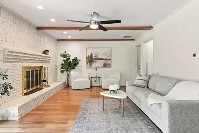 9639 Brentgate Drive, Dallas, TX 75238 - Photo 13