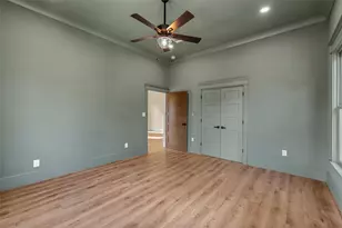 716 N 14th St, Waco, TX 76707 - Photo 9