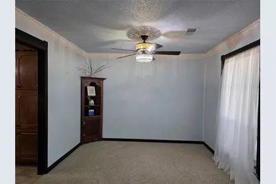 4620 Starlight Drive, Haltom City, TX 76117 - Photo 7