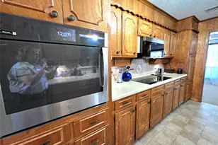 4620 Starlight Dr, Haltom City, TX 76117 - Photo 9