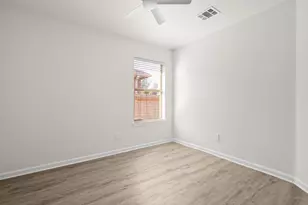 9300 Rhoni Ct, Fort Worth, TX 76140 - Photo 15