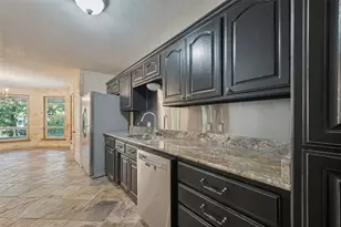 2821 Buffalo Ct, Arlington, TX 76013 - Photo 13
