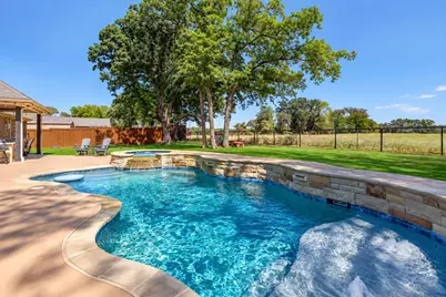 107 Willow Oak Drive, Krugerville, TX 76227 - Photo 5