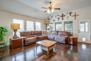 1169 Spring Cress Dr, Burleson, TX 76028 - Photo 13
