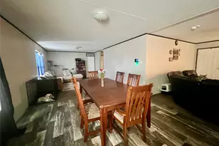 806 S 3rd St, Grandview, TX 76050 - Photo 13
