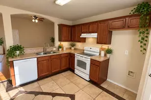 1105 Riley Dr, Garland, TX 75040 - Photo 7