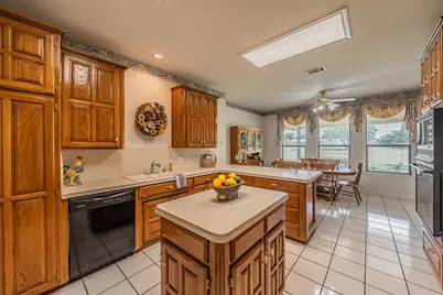 2305 Floyd Hampton Road, Crowley, TX 76036 - Photo 17