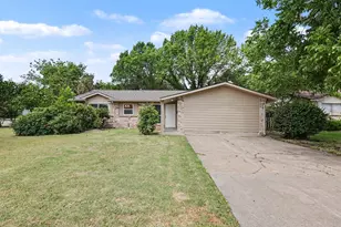 3001 Harvard St N, Irving, TX 75062 - Photo 1