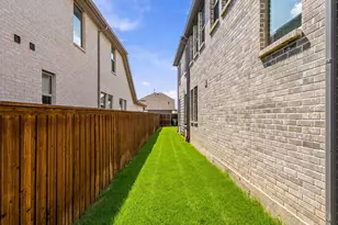 1434 Cypress Thorn Dr, Arlington, TX 76005 - Photo 33