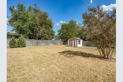 708 NW Sandra Lane, Burleson, TX 76028 - Photo 39