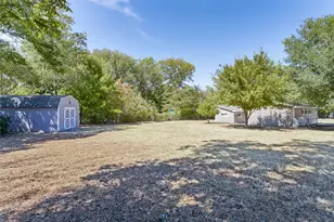 1818 Tyler St, Denton, TX 76209 - Photo 25